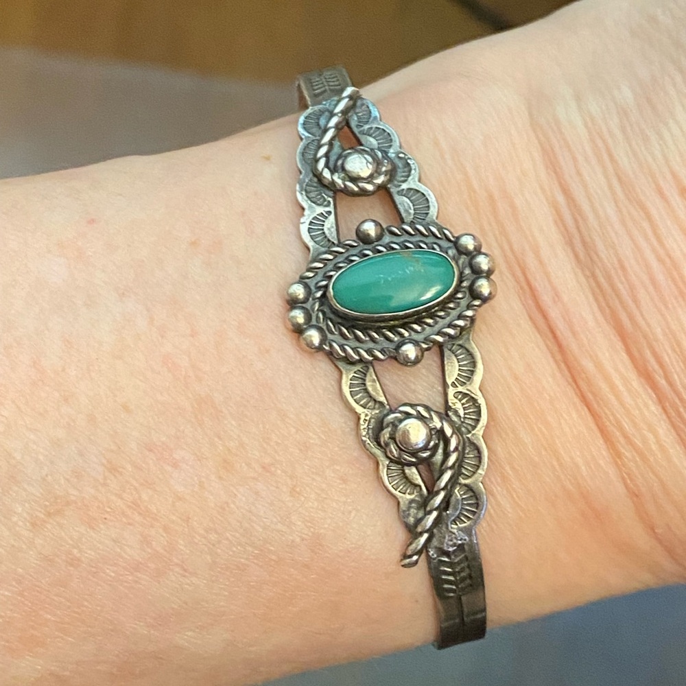 Vintage Turquoise & 925 Sterling silver Women's Bracelet from Bell Trading Post